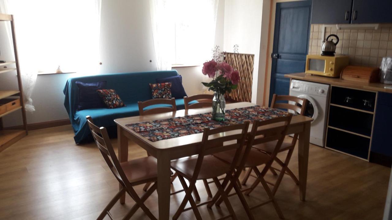 Ferienwohnung Bonnefontaine, Meubles De Tourisme Rimogne Exterior foto