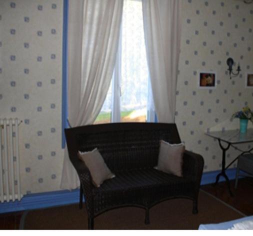 Ferienwohnung Bonnefontaine, Meubles De Tourisme Rimogne Exterior foto